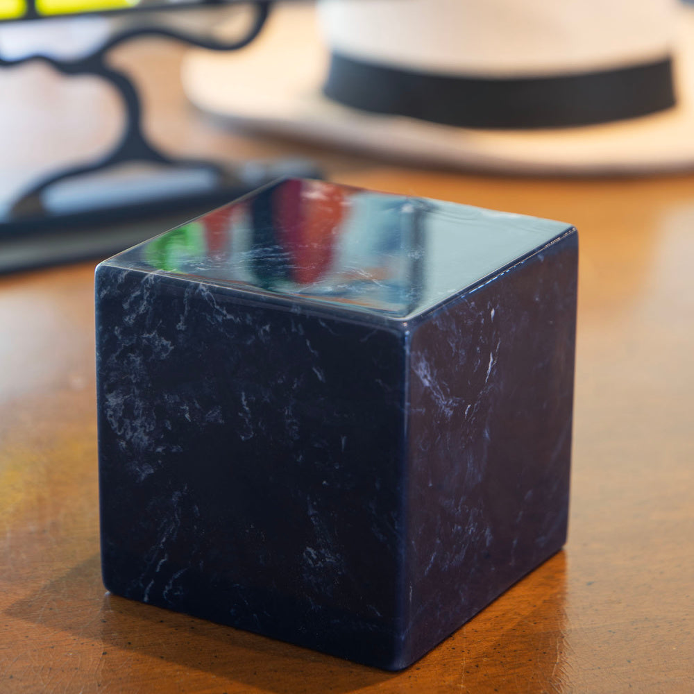 Aurora Keepsake Cube Urn - Lotus