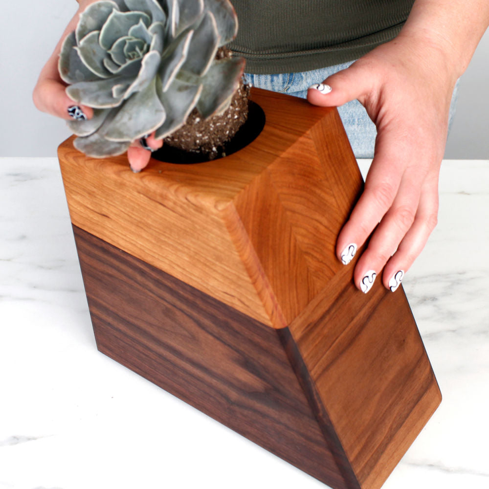 The Living Urn Planter - Teraloom